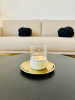Foto von Praxisraum mit beigem Sofa Foto von Praxisraum mit beigem Sofa