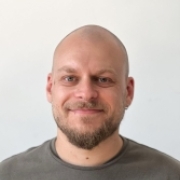 Portraitfoto Arthur Hochreiter