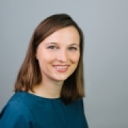 Portraitfoto Mag.a Susanne Stix