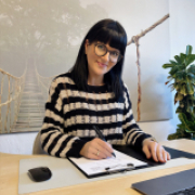 Portraitfoto Silvia Pabel