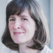 Portraitfoto Aurelia Krajisnik
