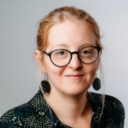 Portraitfoto Nadine Luka