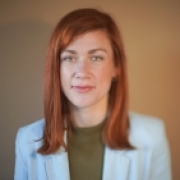 Portraitfoto Nora Gebhardt, MA