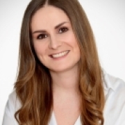 Portraitfoto Clara Hoffmann, BA BSc MA