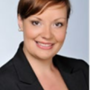 Portraitfoto Mag.a Elisabeth Moser