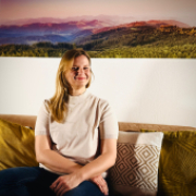 Portraitfoto Eva Eckhard, BA.MA.