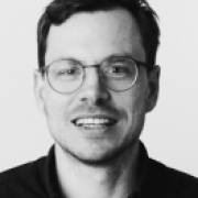 Portraitfoto Mag. (FH) Philipp Schwab, MSc