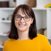 Portraitfoto Mag.a (FH) Petra Rabl-Peinsipp