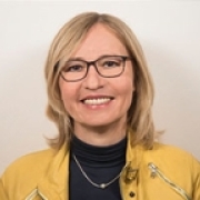 Portraitfoto Mag.a Sabine Kern, MSc, ECP
