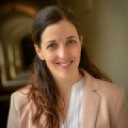 Portraitfoto Mag.a Jessica Gugatschka-Leber