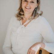 Portraitfoto Mag.a Eva Strutzmann