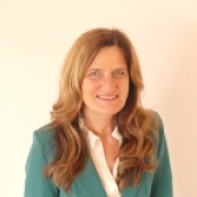 Portraitfoto Mag.ª Dr.in Anneliese Theuermann