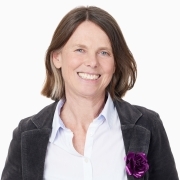 Portraitfoto Mag.a Martina Schürz