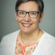 Portraitfoto Gabriela Saxer