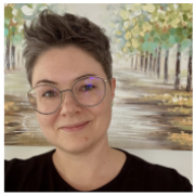 Portraitfoto Nicole Reischer, BA