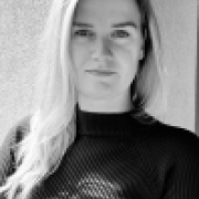 Portraitfoto Karen Nowak