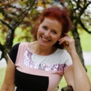 Portraitfoto Mag.a phil. Rita Tratter