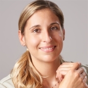 Nina Höfler Portraitfoto Nina Höfler