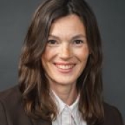 Portraitfoto Dr.in Kristin Klapheck-Fontheim