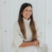 Portraitfoto Susanne Rihs-Fischer, BA, MA