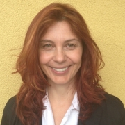 Portraitfoto Mag.a Dr.in Michaela Okorn