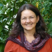 Portraitfoto Mag.a Dr.in Ivone Pfalz
