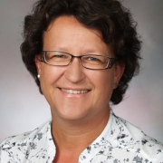 Portraitfoto Mag.a Ursula Purucker