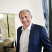 Mag. Josef Schneeberger, ECP Portraitfoto Mag. Josef Schneeberger, ECP