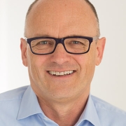 Mag. Dr. Robert Waldl, ECP Portraitfoto Mag. Dr. Robert Waldl, ECP