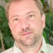 Portraitfoto Mag. Dominik Witzmann