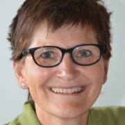 Portraitfoto Mag.a Theresa Eccher