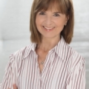 Portraitfoto Mag.a Margarete Finger-Ossinger, MSc, ECP