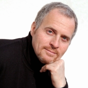 Portraitfoto MMag. Stephan Kopelent