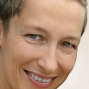 Portraitfoto Mag.a Karin Kneringer-Kwapil