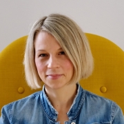 Portraitfoto Mag.a Barbara Lanzerstorfer-Holzner