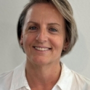 Portraitfoto Mag.a Karin Anna Thissen-Drössler