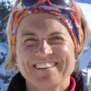 Portraitfoto Dr.in med. Simone Haslinger