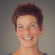 Portraitfoto Dr.in Petra Eibl-Mörzinger