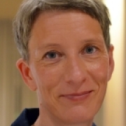 Portraitfoto Mag.a Doris Huemer, BA.pth.