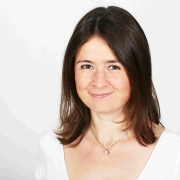 Portraitfoto Mag.a Elisabeth Mayrhofer