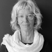 Portraitfoto Dipl.-Päd.in Konstanze Karoline Eppensteiner