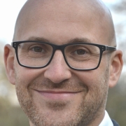 Portraitfoto Mag. Armin Weinrath