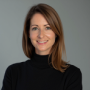 Portraitfoto Mag.a Kathrin Nagy-Kozar