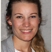 Portraitfoto Mag.a (FH) Laura Bielowski, M.A.