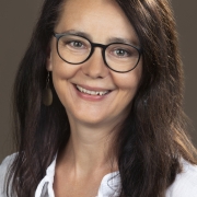 Portraitfoto Dipl.-Päd.in Bettina Hemmelmayr