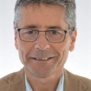 Portraitfoto Arno Kern, MSc