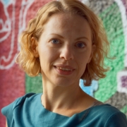 Portraitfoto Mag.a Elisabeth Wutzlhofer