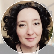 Portraitfoto Yvonne Mairinger, MSc