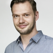 Portraitfoto MMag. Gerald Käfer-Schmid
