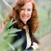 Portraitfoto Mag.a Maria Schlichtinger